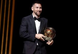 El argentino Lionel Messi, galardonado con su octavo Balón de Oro - Fútbol Internacional - ABC Color