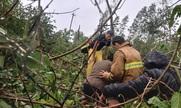 Intendente de Mbokayaty plantea a la Junta Estado de Emergencia tras temporal