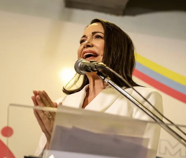 Chavismo suspende elecciones primarias de la oposición ganadas por María Corina Machado | 1000 Noticias
