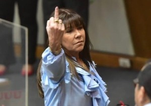 Diario HOY | El interés de Celeste en subir G.15.000 millones los subsidios a partidos políticos