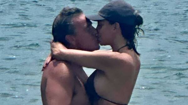 Claudia Galanti se mostró a los chapes y encuerada con su nuevo chuli