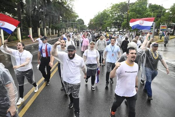 Destituidos de Itaipú: tripartita con binacional y el Ministerio del Trabajo, en cuarto intermedio hasta el viernes - Nacionales - ABC Color