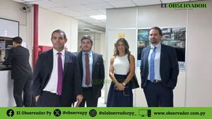 Abogados piden a la Corte suspender matrícula de Hernán Rivas