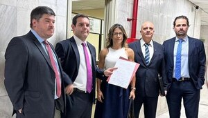 Grupo de abogados pide suspender la matrícula a Hernán Rivas - Judiciales.net