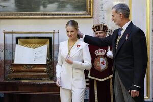 La princesa Leonor jura la Constitución el día de su cumpleaños número 18 - Gente - ABC Color