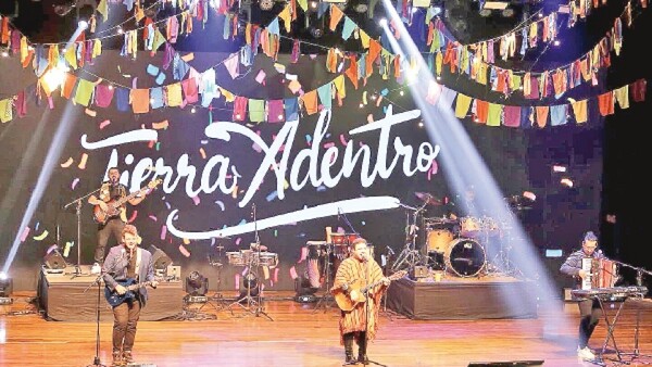 Recital en homenaje a Tierra Adentro y Sergio Cuquejo