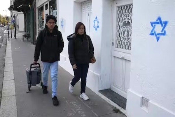 Pintadas antisemitas en Francia y crecientes manifestaciones antijudías en todo el mundo - El Trueno