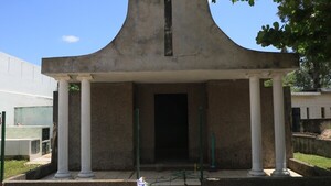 En un mes robaron portón y puerta de panteón, de a poquito