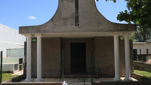 En un mes robaron portón y puerta de panteón, de a poquito