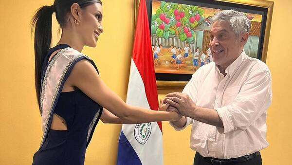 Nuestra Miss pidió apoyo al Ministro de Educación a su proyeto social
