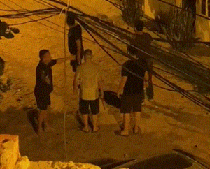 Video: trifulca entre vecinos termina con un hombre herido a machetazos - Policiales - ABC Color