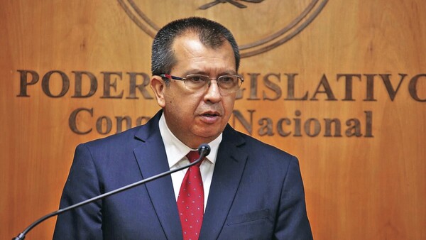 Bicameral defiende reasignaciones y MEF cuestiona cambios al PGN