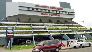 Dinac no informó de caso narcotráfico a oficina anticorrupción