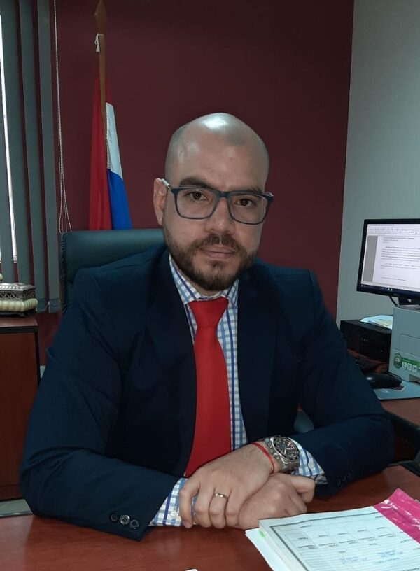 Piden el desafuero de fiscal Armando Cantero, imputado por recibir soborno del narco Minotauro
