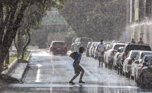 Mitad de semana con ambiente cálido, húmedo y lluvias dispersas