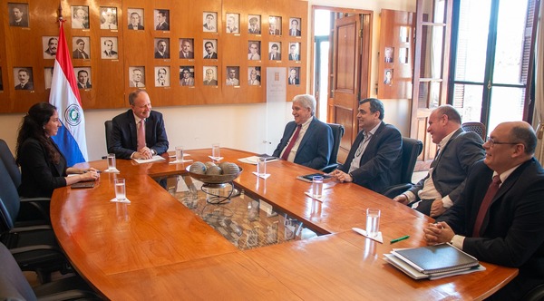 Guided efforts to impulse green economy and electromobility - .::Agencia IP::.