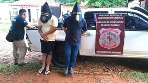 Detienen a dos hermanos sospechosos del hurto de motocicleta en Carapeguá  - Nacionales - ABC Color