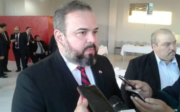 Ariel Martínez destrozó a Raúl Amarilla y Pedro Balotta: “triste papel” y “payaso” - Cerro Porteño - ABC Color
