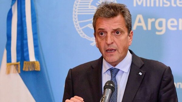 Argentina congela impuesto a combustibles y considera resuelto el abastecimiento