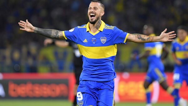 Darío Benedetto recibe el alta para la final de la Libertadores