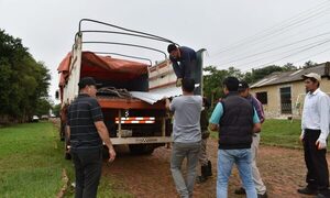 Entregan chapas a afectados por tormentas en Mallorquín