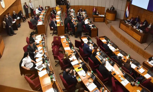 Sepultan proyecto para derogar convenio con la UE ante reculada de cartistas