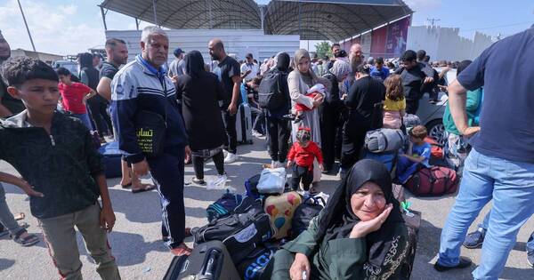 La Nación / Comenzó evacuación de heridos y extranjeros desde Gaza hacia Egipto