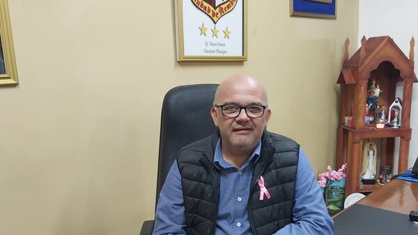 Joven dijo que intendente le acosó siendo director de colegio