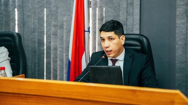 VIDEO: "Lilo" Domínguez es reelecto por tercera vez como presidente de la Junta Municipal - San Lorenzo Hoy