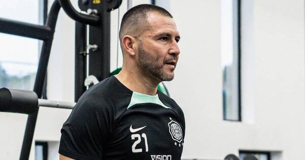 La Nación / Olimpia analiza contrato de todos
