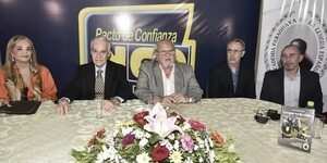 Hugo Oddone fue premiado por su libro “Lo que es la vida” - Literatura - ABC Color