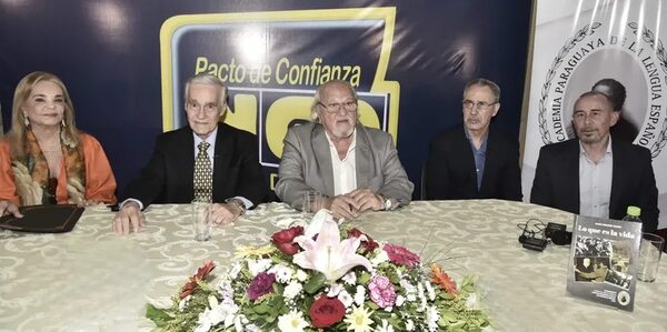 Hugo Oddone fue premiado por su libro “Lo que es la vida” - Literatura - ABC Color