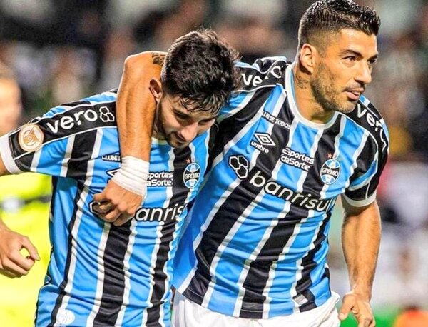 Otro partidazo de Mathías Villasanti en Gremio que le ganó a Coritiba | 1000 Noticias
