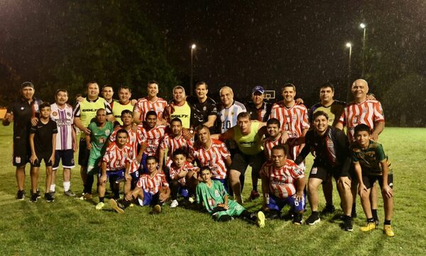 Se realizó un torneo de integración en Mburuvicha Róga con Selección de Talla Baja