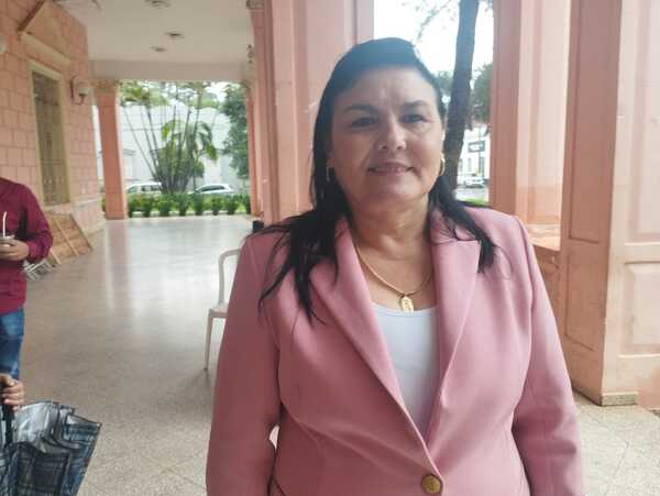 DIPUTADA ACUDE HASTA EL VICE MINISTERIO DE AGRICULTURA
