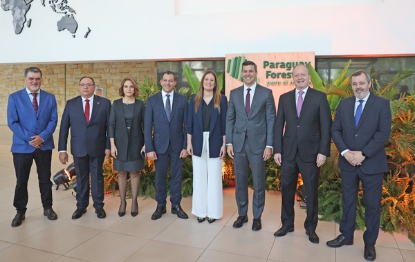 Presentan plataforma para contribuir al crecimiento de la mano del sector forestal - .::Agencia IP::.