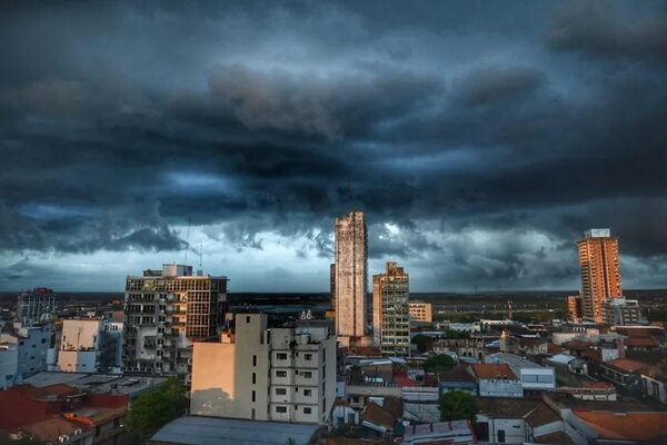 Siete departamentos siguen bajo alerta meteorológica por tormenta - Clima - ABC Color
