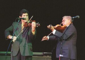 Luis Álvarez recuerda a su padre, junto a varios invitados, en “Al estilo Lorenzo” - Música - ABC Color