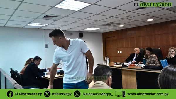 Churín afirma que contadora ofreció pagar impuestos a pesar de no figurar en contrato