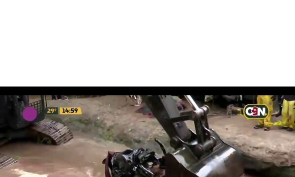 Logran sacar vehículo de militares desaparecidos