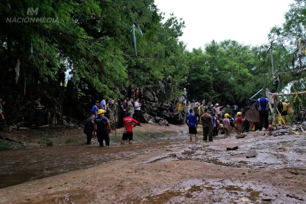Diario HOY | No hallaron a militares en la camioneta y los buscarán en el río