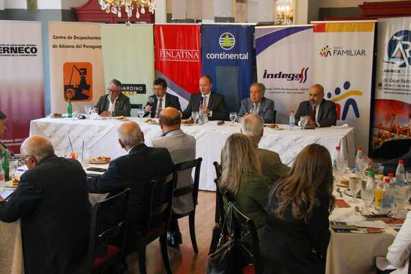 PGN 2024: Ministerio de Economía preocupado por modificaciones introducidas al plan de gastos - MarketData