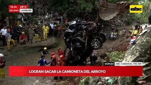 Lambaré: logran sacar la camioneta en la que habrían circulado los militares desaparecidos - Ensiestados - ABC Color