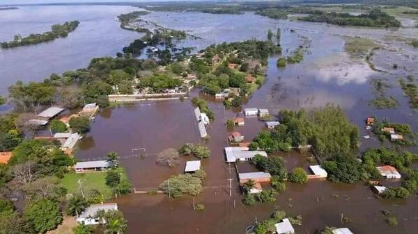 Emergencias de acá para allá por las fuertes lluvias e inundaciones