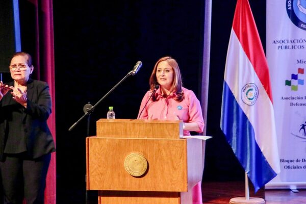 Ministra Taboada destaca importancia de potenciar el desarrollo de políticas juveniles - ADN Digital