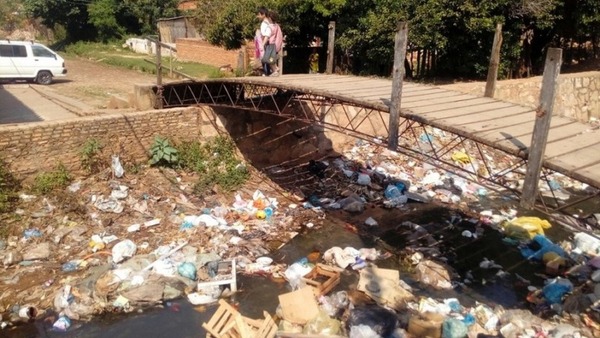 Declaran emergencia ambiental en Asunción - ADN Digital