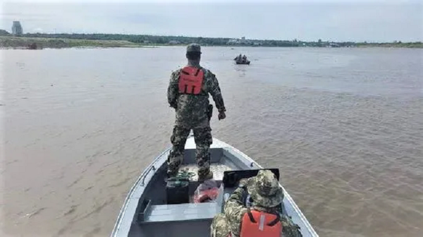 Armada continúa intensa búsqueda de militares arrastrados por raudal - Noticiero Paraguay
