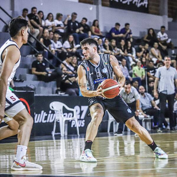San Jose venció de nuevo a Olimpia y está en el umbral de otro cetro - La Tribuna