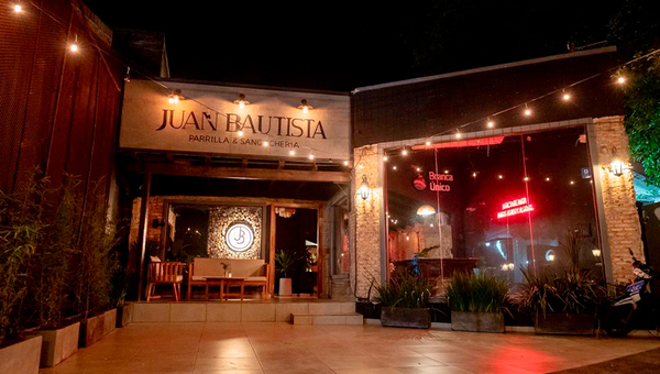 Juan Bautista está dando de qué hablar con sus cortes premium del campo a la mesa (y su ojo de bife)