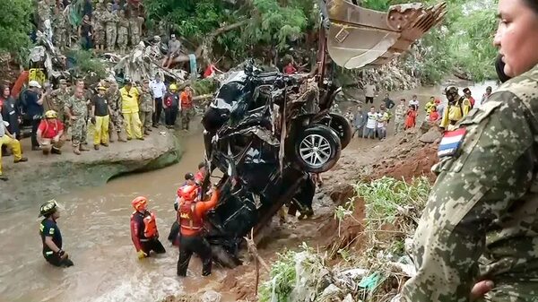 Raudal: falta de infraestructura básica termina en dos desaparecidos en Lambaré y decenas de damnificados en Asunción - Nacionales - ABC Color